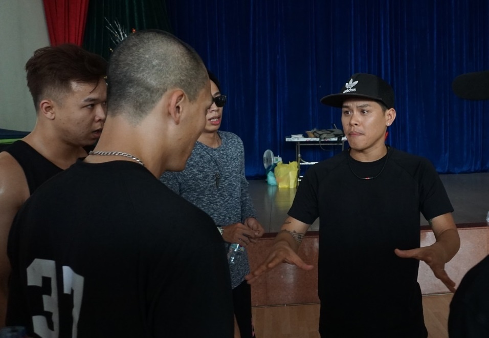 John Huy Tran, Viet Max phan khich tap luyen cung top 6 BeU with Honda hinh anh