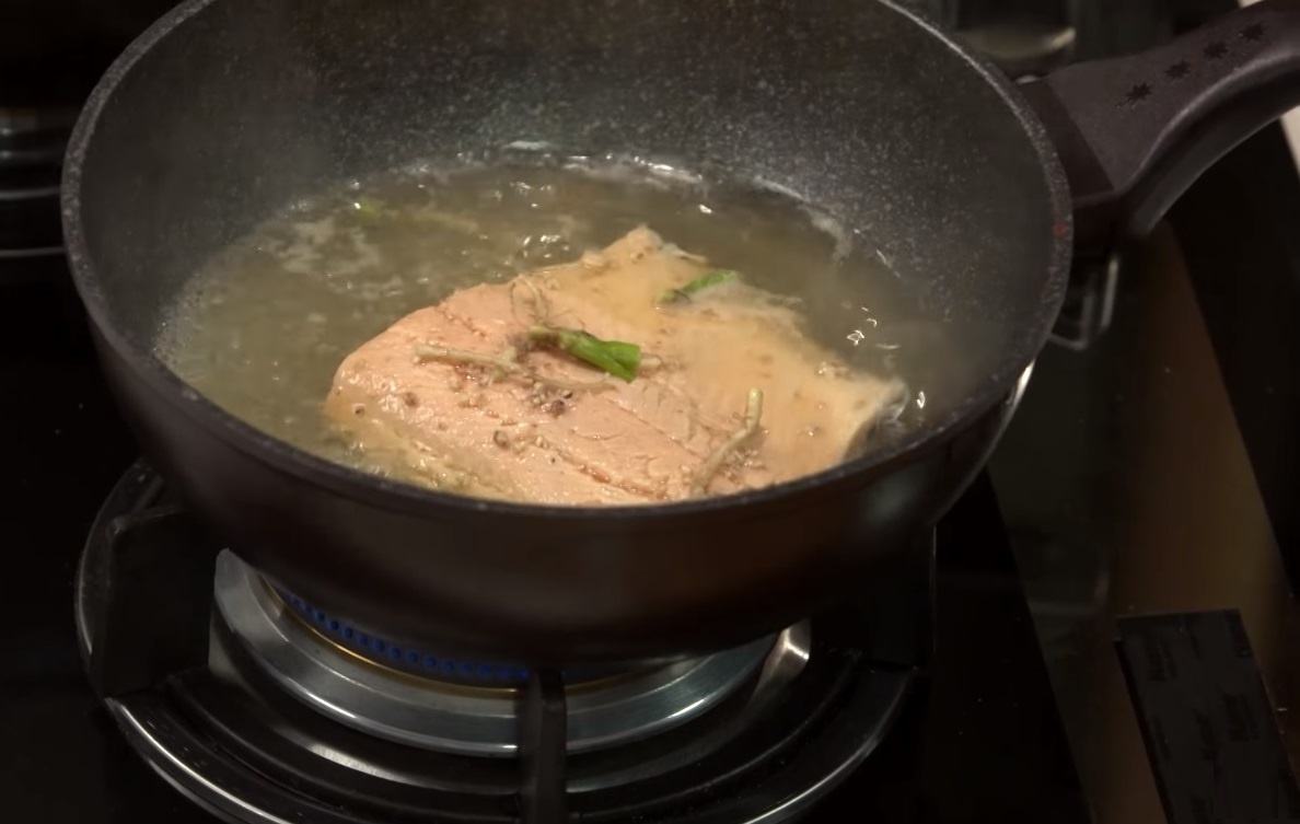 chả giò cá hồi cam thảo ảnh 3 cha gio ca hoi cam thao anh 3