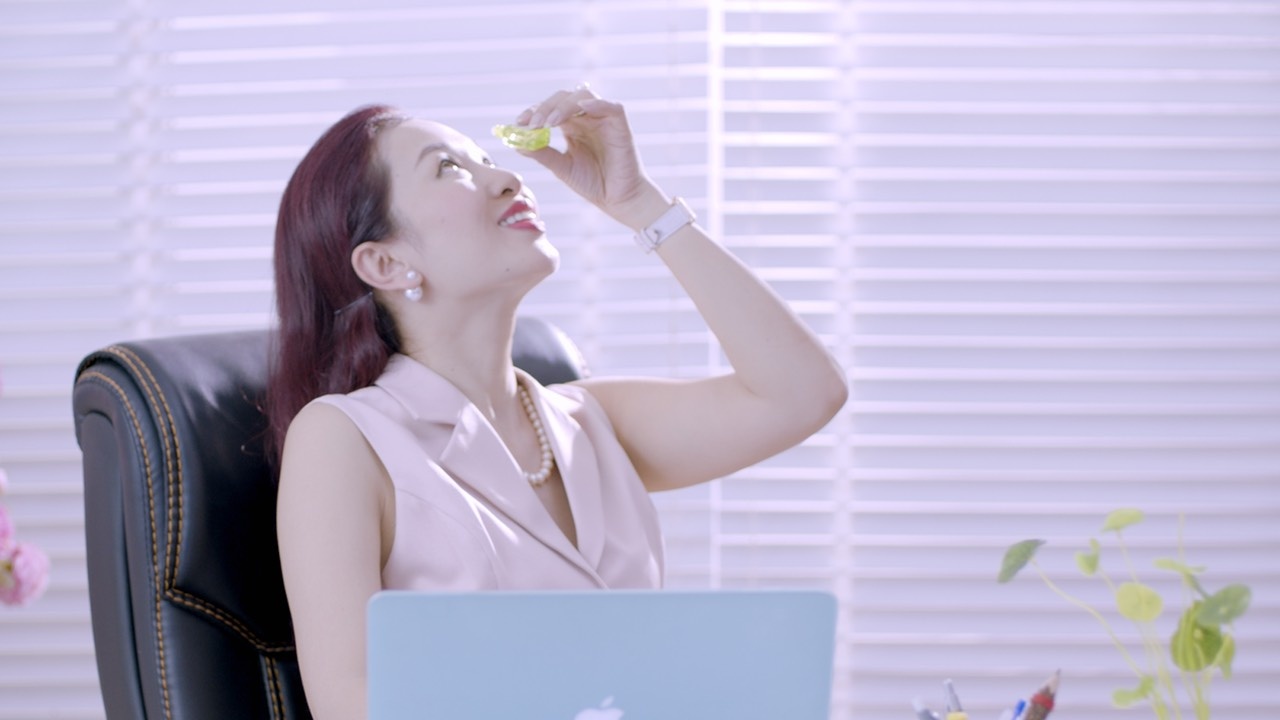 Eyemiru Nhat Ban anh 2