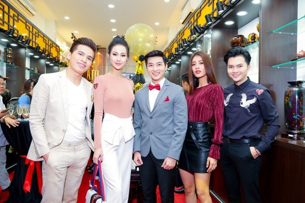 Tram huong Dai Lam Moc anh 2