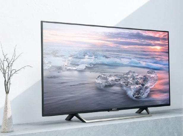 5 smart TV ban chay mua cuoi nam tai Media Mart hinh anh