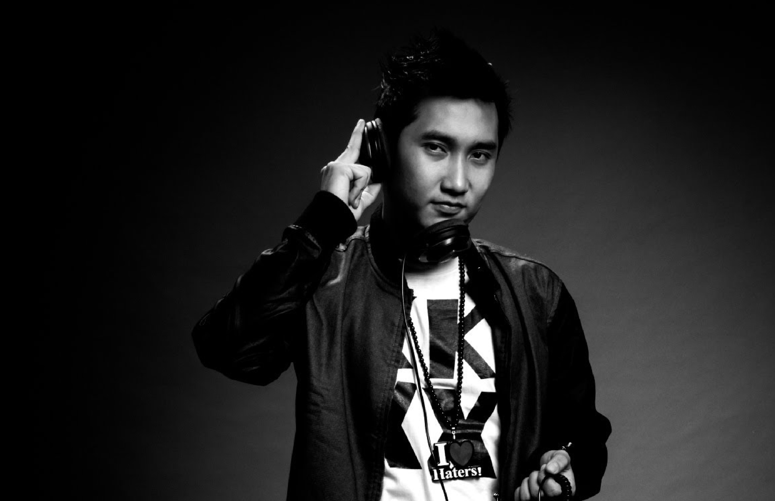 Armin Van Buuren by VinaPhone ảnh 3 Armin Van Buuren by VinaPhone anh 3