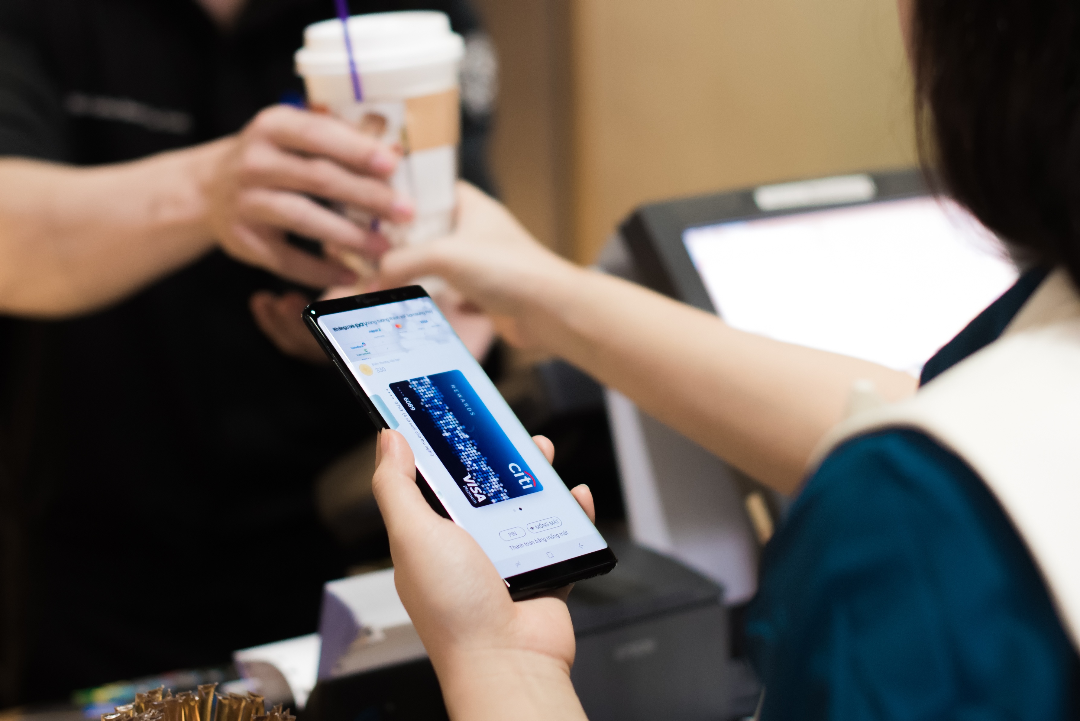 Thanh toan the - ban co biet cach dung cho an toan? hinh anh