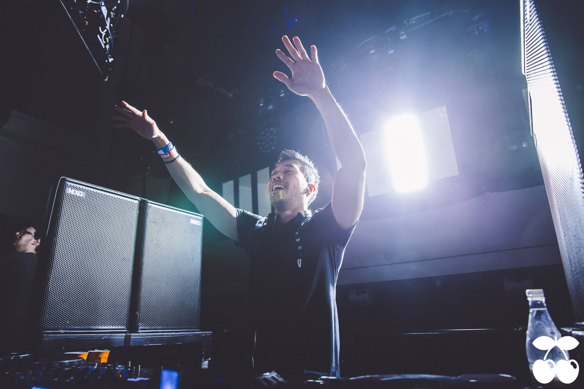 The Arena First Christmas anh 2