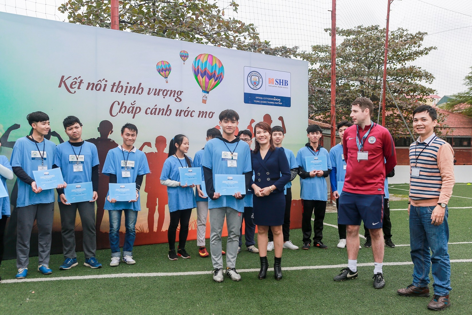 khoa dao tao nha lanh dao tre anh 1