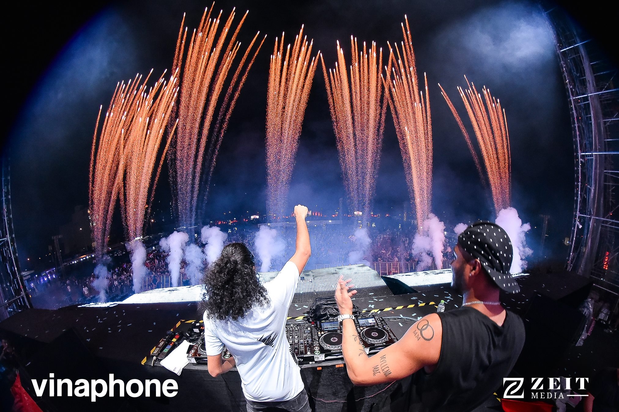 VinaPhone ảnh 2 VinaPhone anh 2