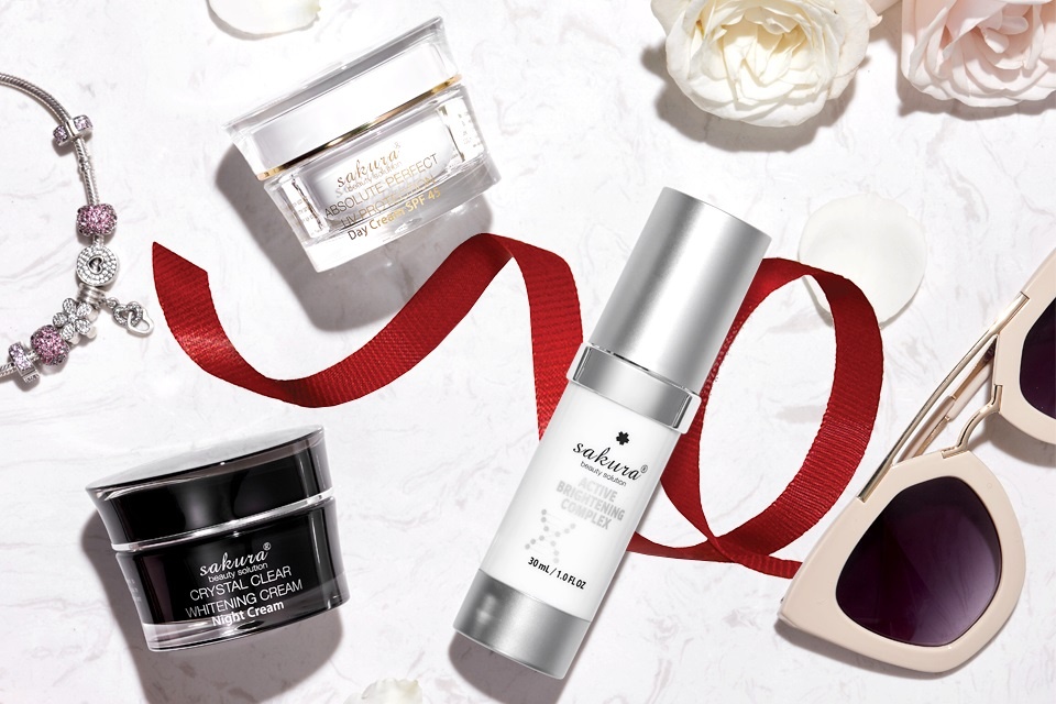 Mua my pham cao cap voi gia uu dai mua Giang sinh hinh anh