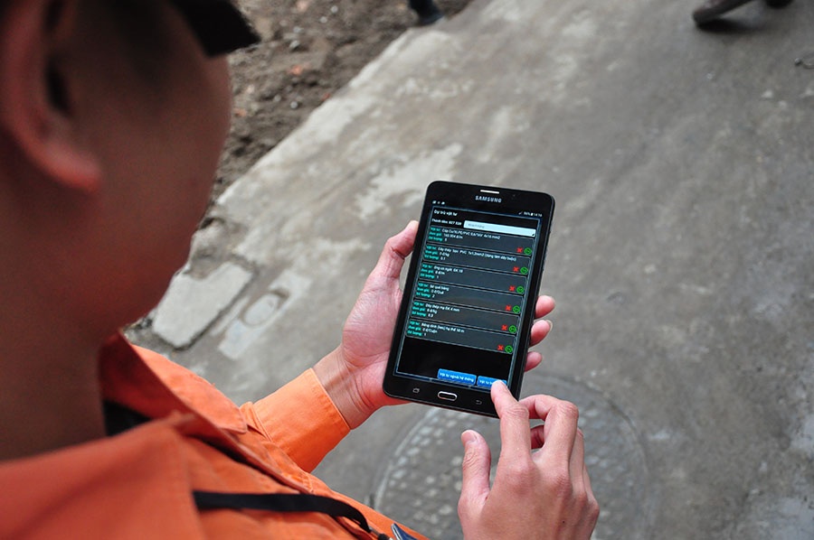 Dich vu truc tuyen ‘nhanh nhu dien’ cua EVN HANOI hinh anh