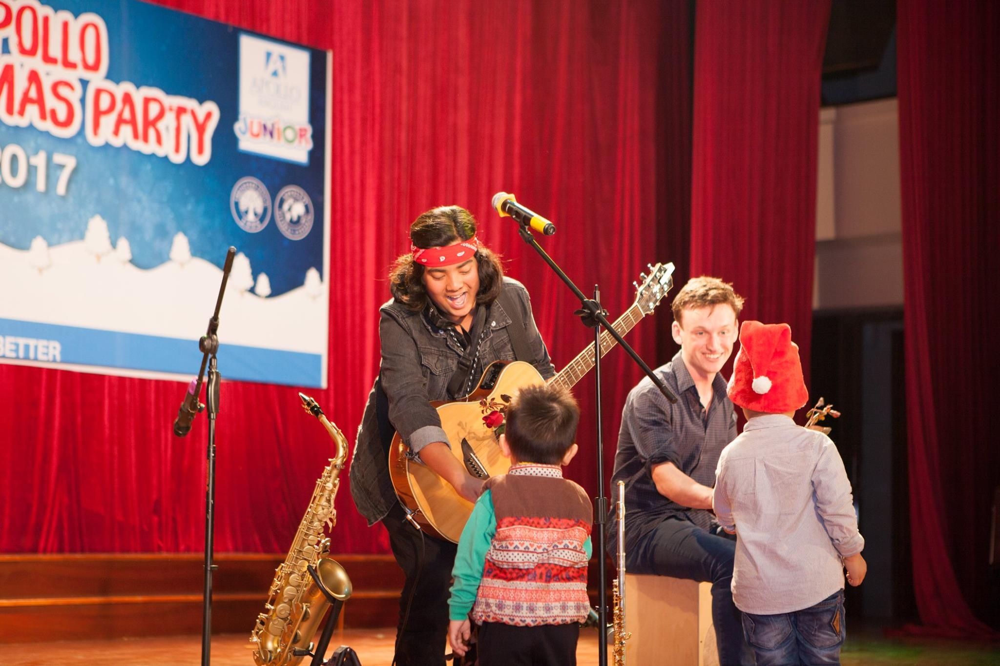 Trung tam Apollo English anh 2