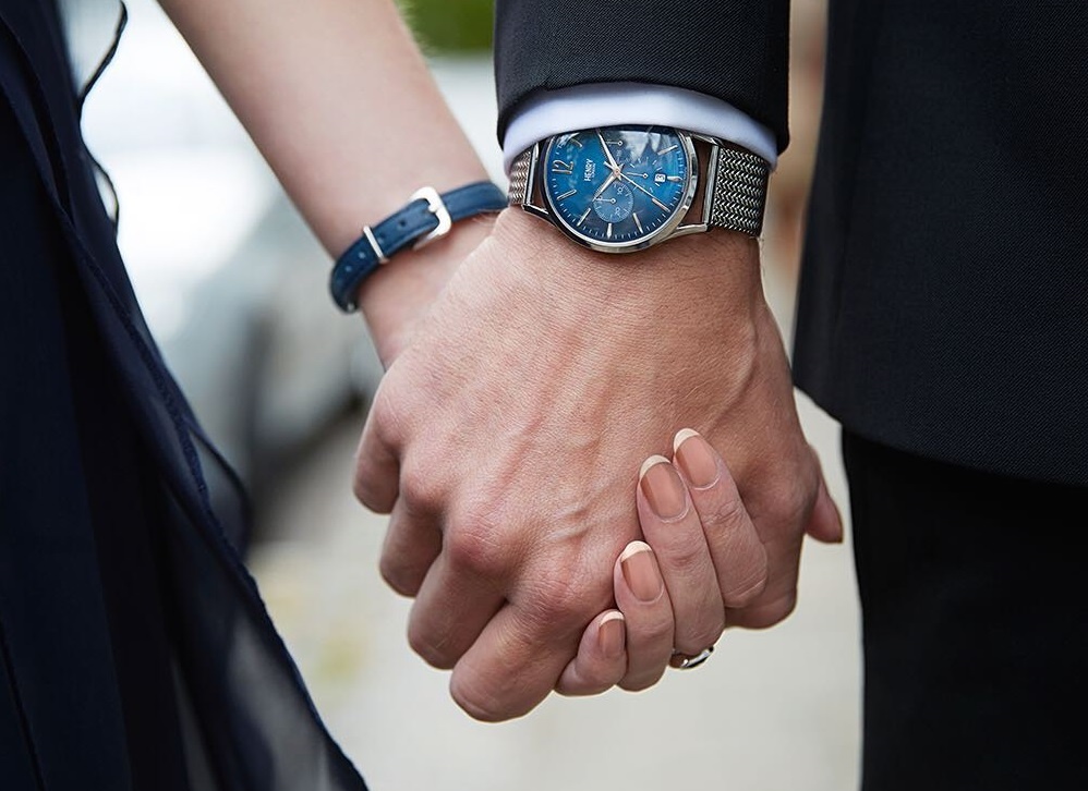 Henry London ra mat bo suu tap dong ho dip Giang sinh hinh anh