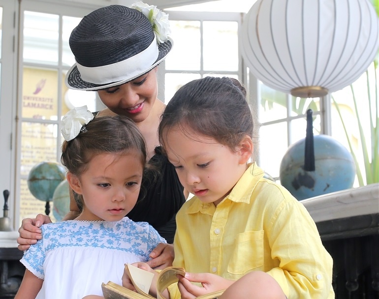 Nhieu gia dinh sao Viet hao hung check-in resort 5 sao tai Phu Quoc hinh anh