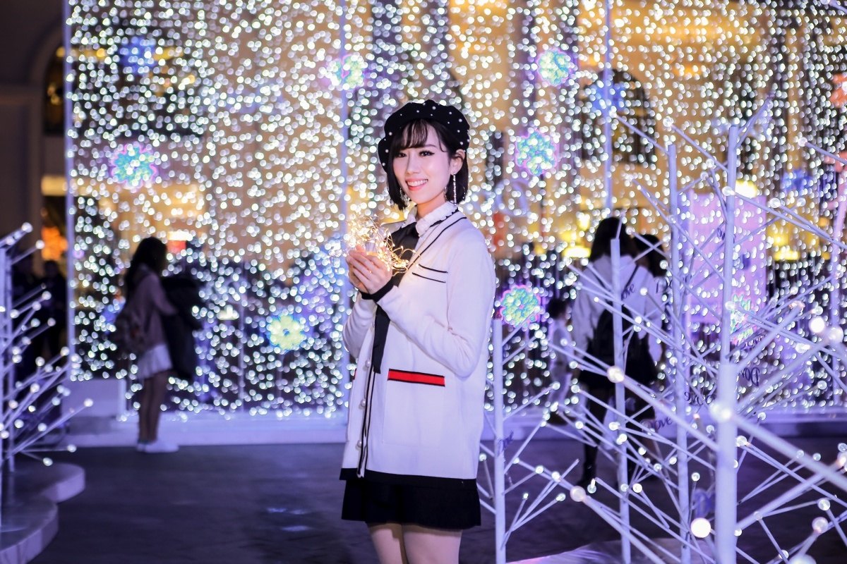 Dove City of lights anh 8