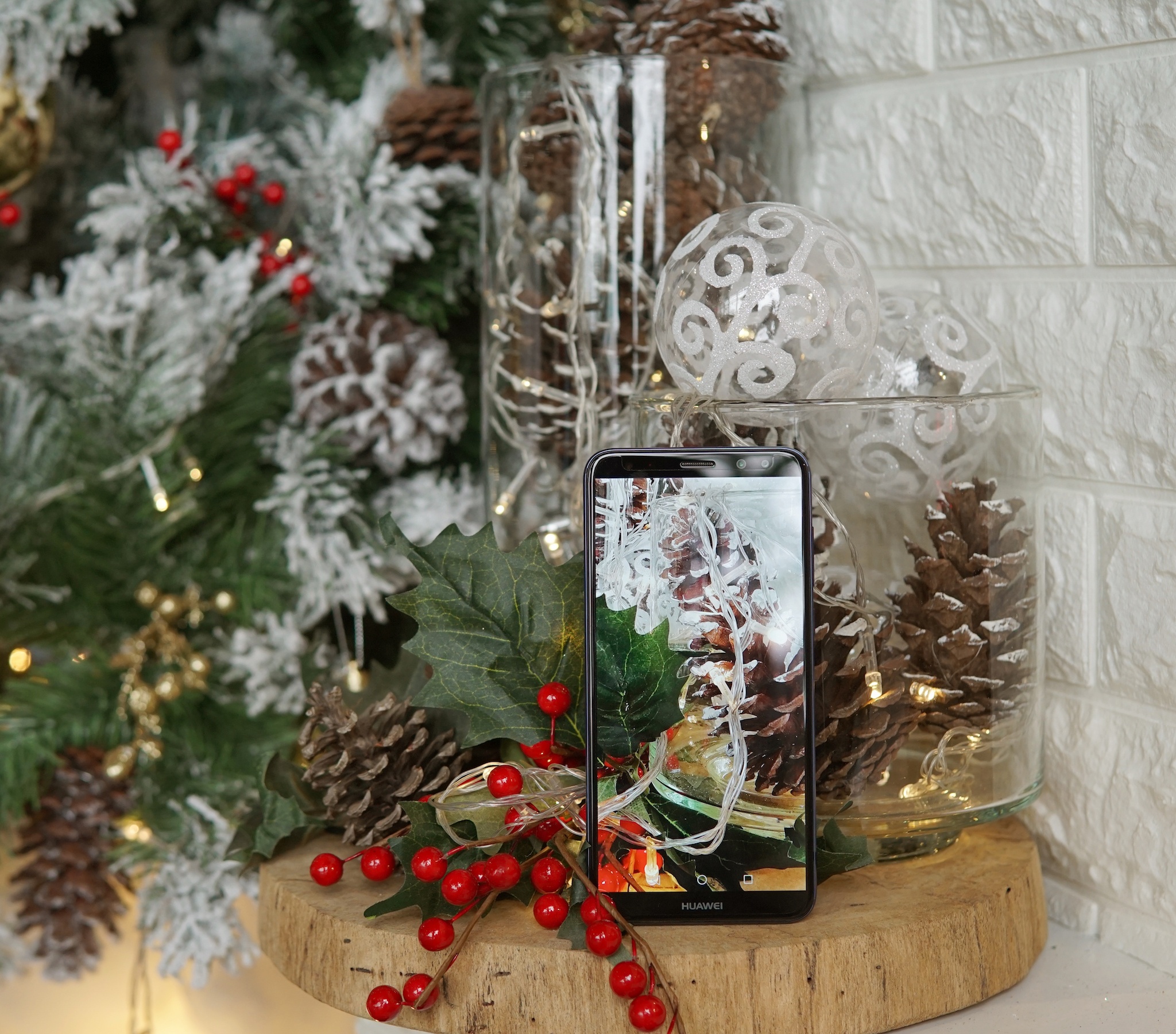 Huawei nova 2i phien ban mau xanh anh 5