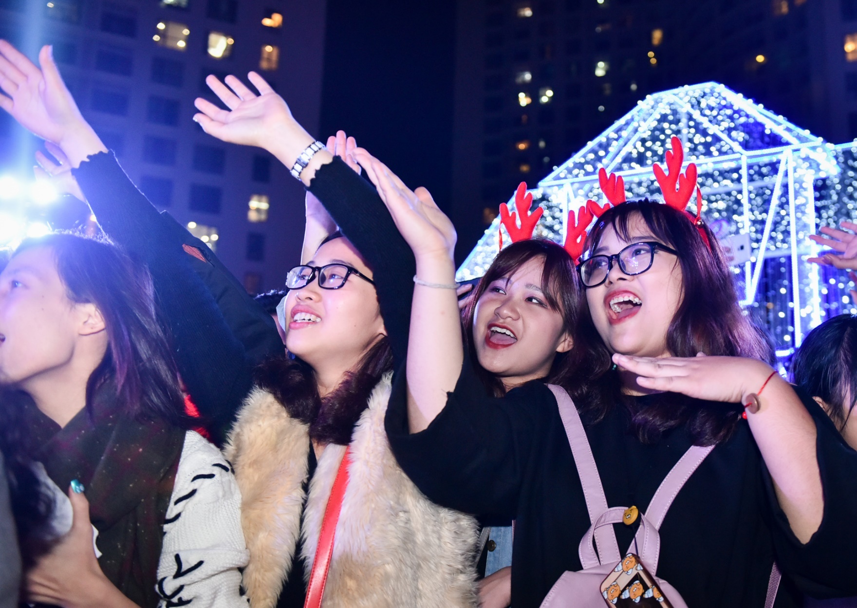 Dove city of lights anh 13