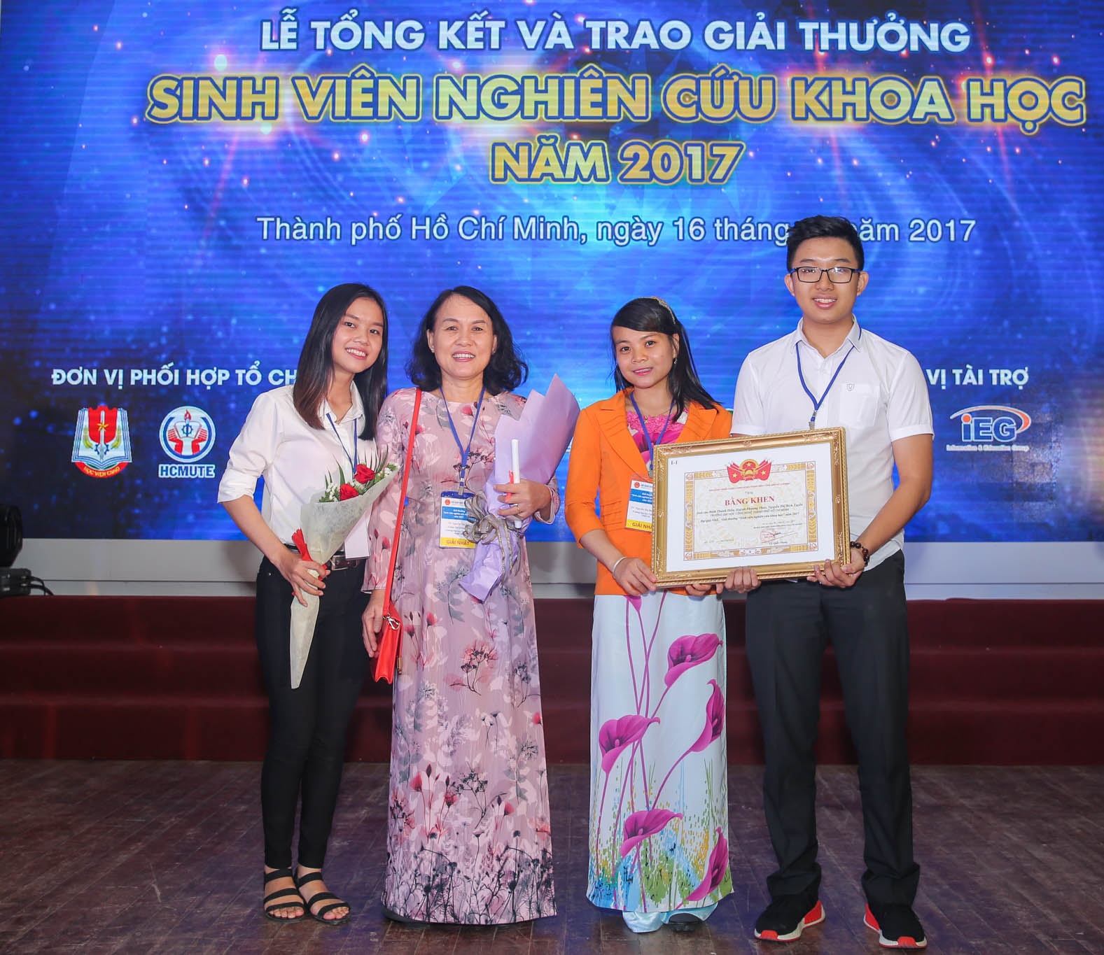 HUTECH  ảnh 1 HUTECH anh 1