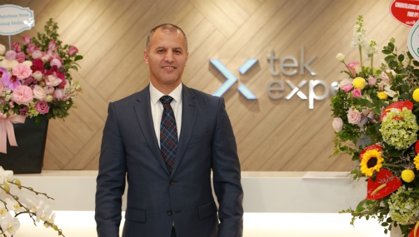 Chu tich Tek Experts: 'Tek Academy se giai quyet van de nhan su CNTT' hinh anh