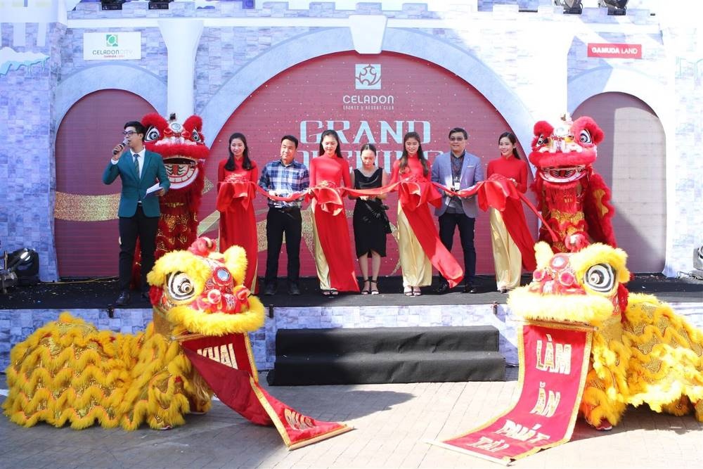 Celadon Sports & Resort Club anh 2