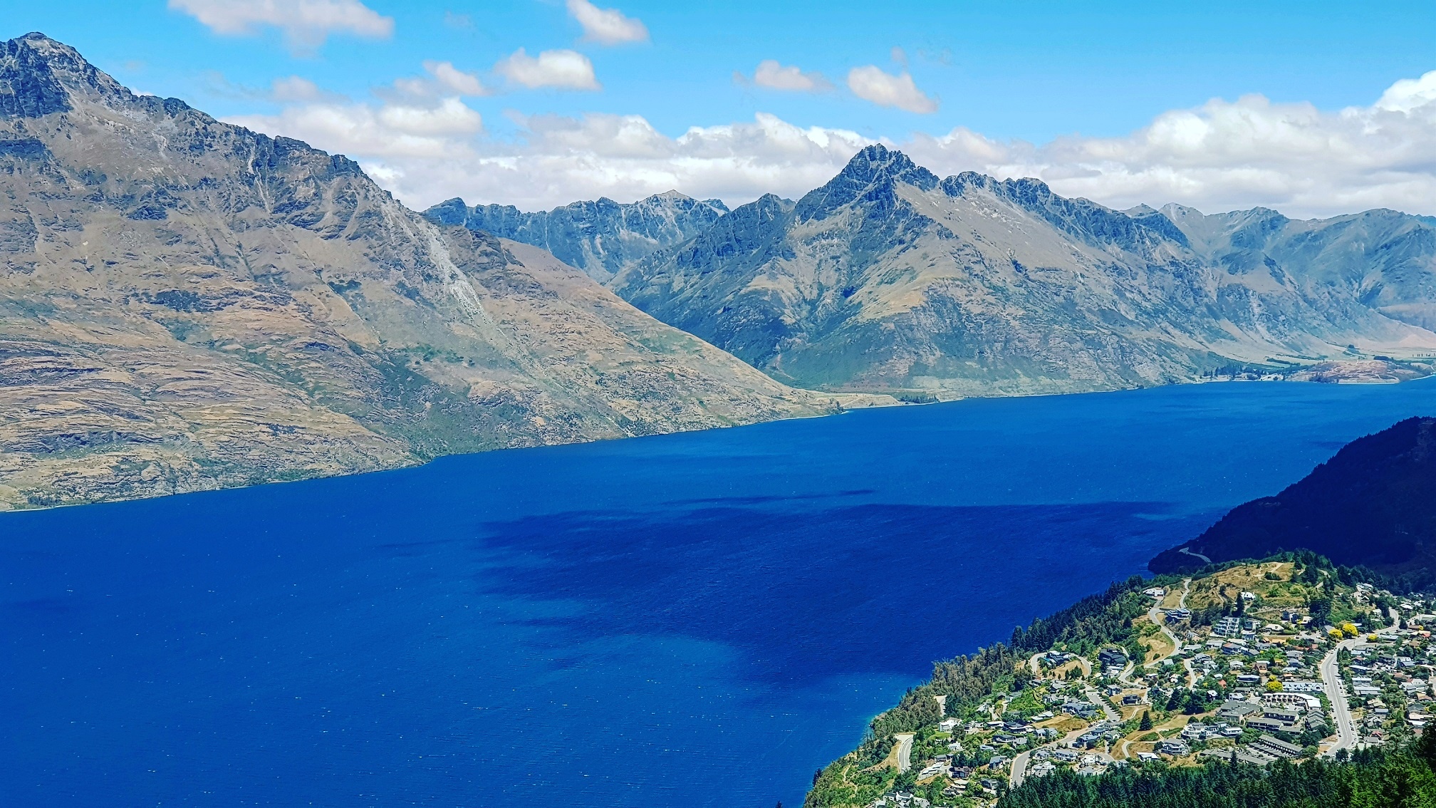 Bi quyet de co anh du lich an tuong voi Note 8 hinh anh