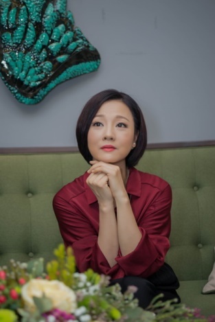 Công ty NSƯT Mỹ Duyên & Bạn ảnh 1 Cong ty NSUT My Duyen & Ban anh 1