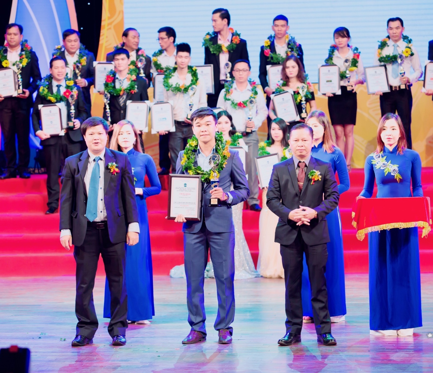 DMO Lipstick ảnh 1 DMO Lipstick anh 1