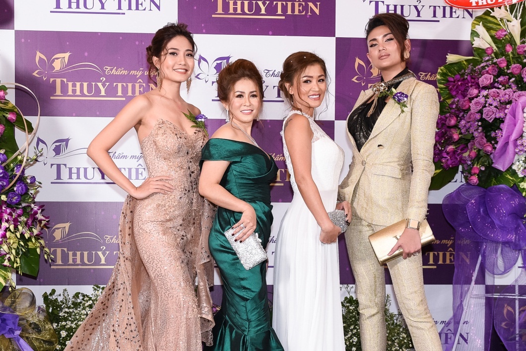 Tham my vien Thuy Tien ky niem 10 nam thanh lap hinh anh