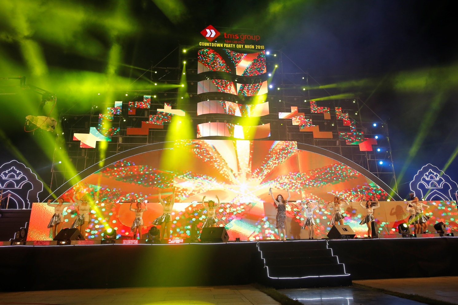 Hang nghin khan gia chay cung su kien TMS Countdown Party, Quy Nhon hinh anh