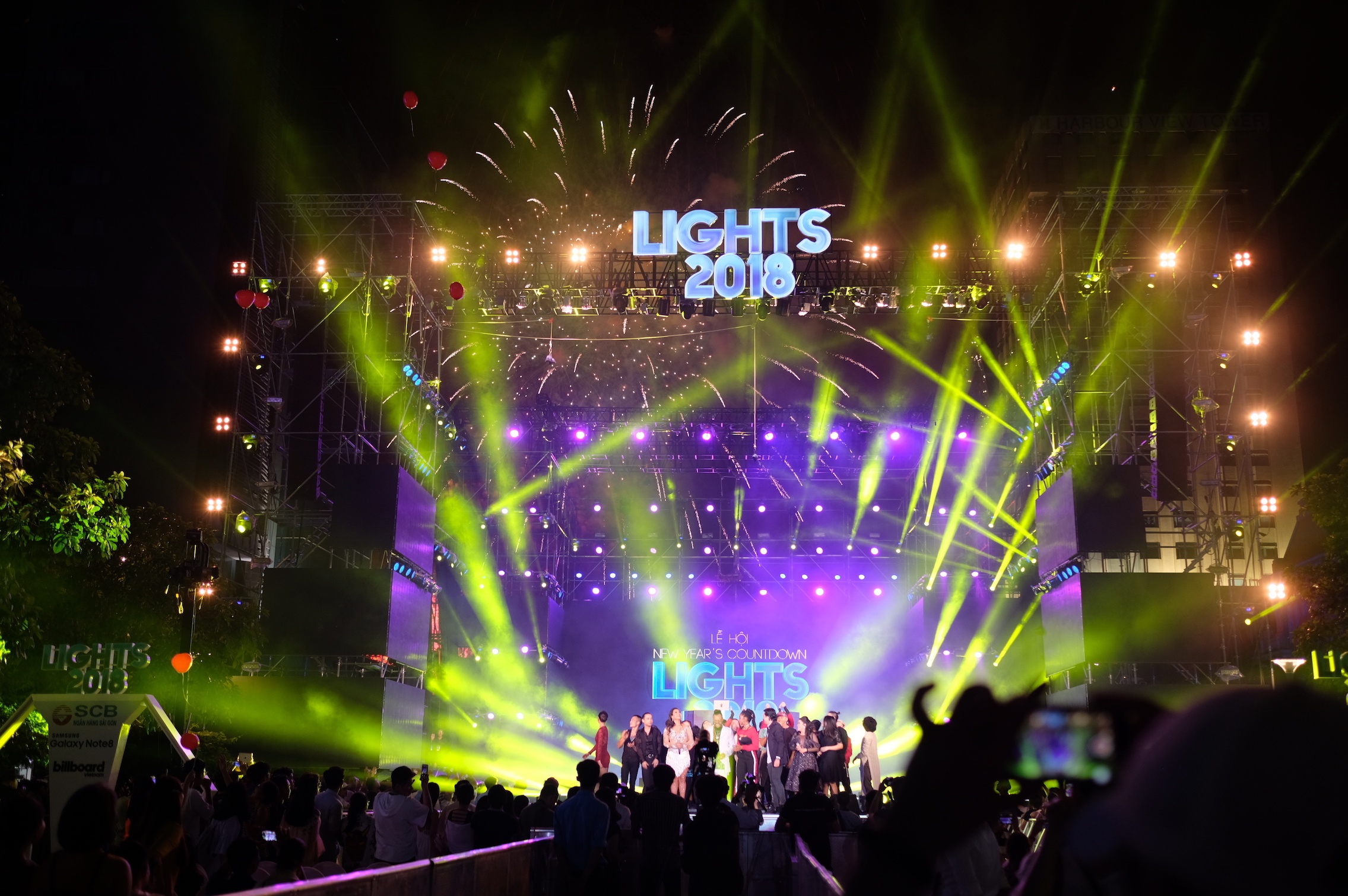 Dai tiec anh sang anh 5