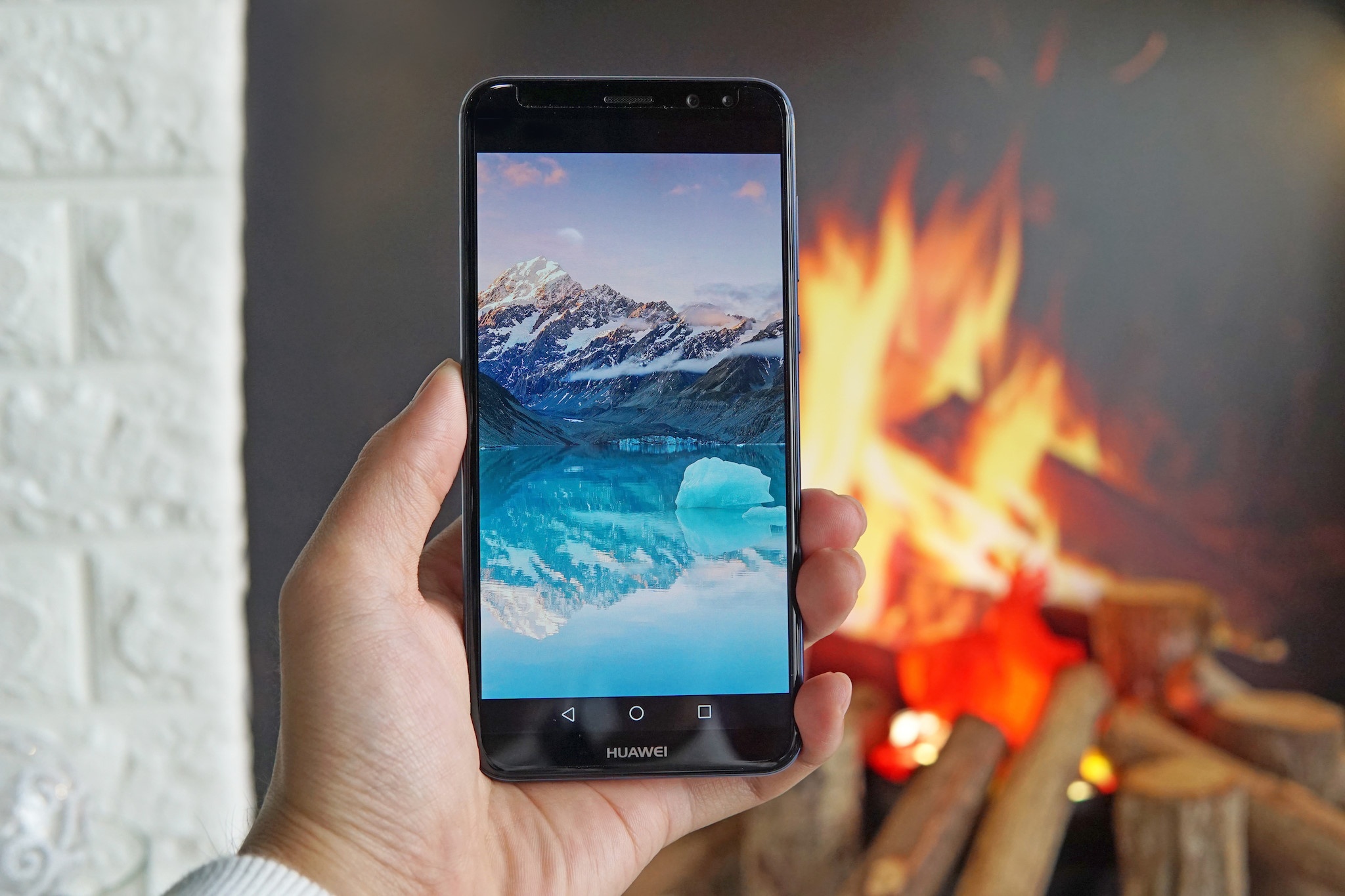 So sanh Huawei nova 2i va Vivo V7 hinh anh