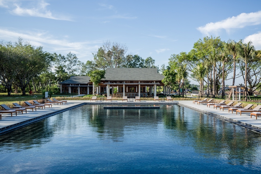 Nova Phu Sa Azerai anh 2