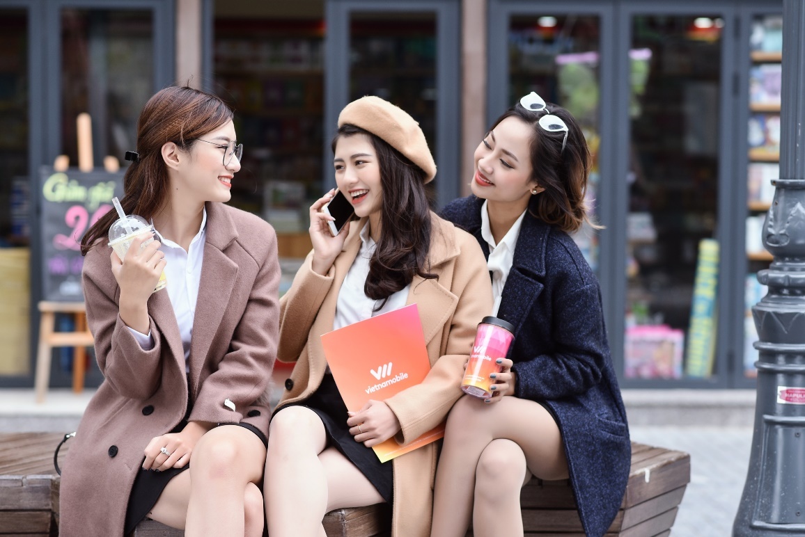 Chuong trinh khuyen mai Tet cua Vietnamobile duoc long gioi tre hinh anh