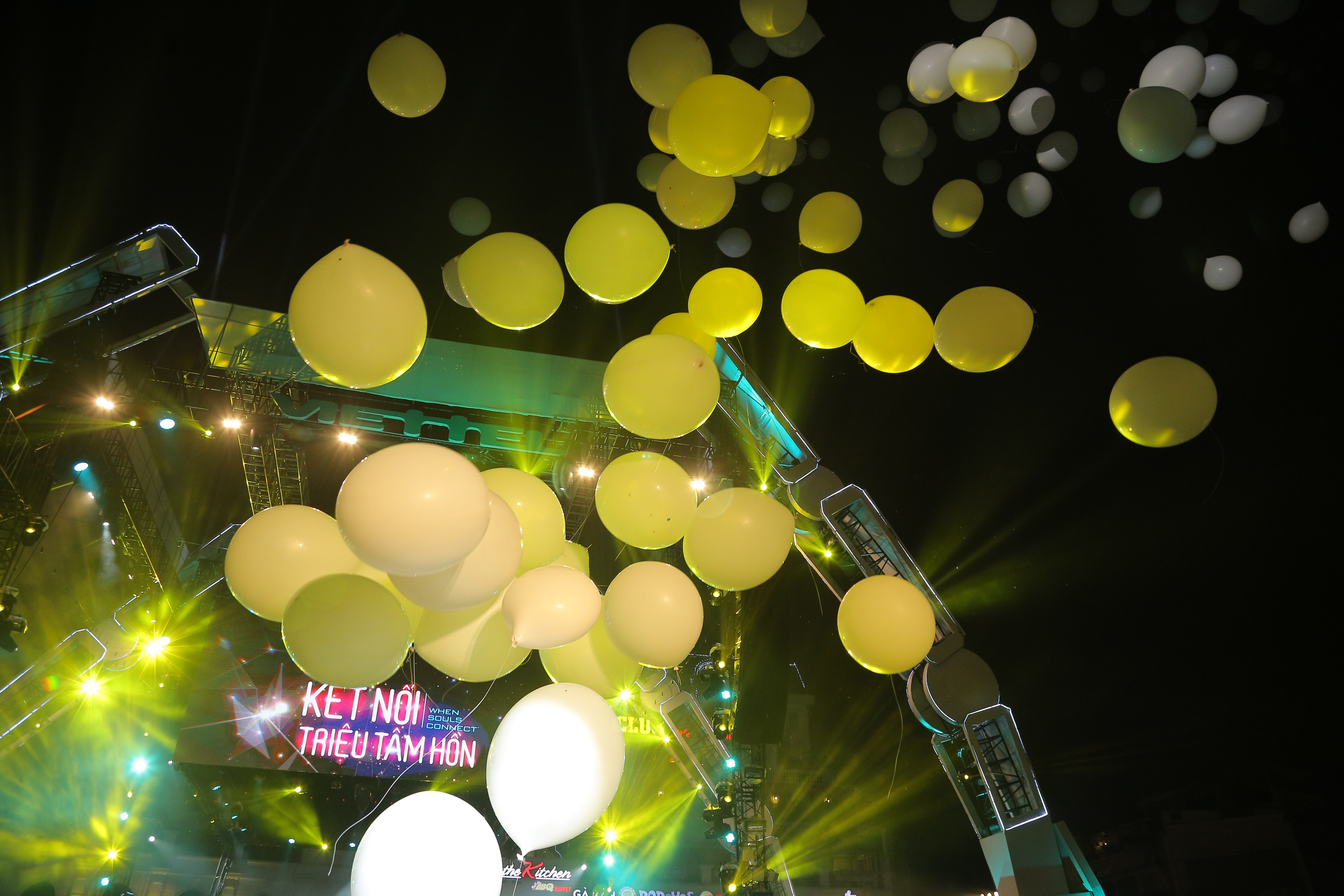 dem nhac Ket noi trieu tam hon anh 3