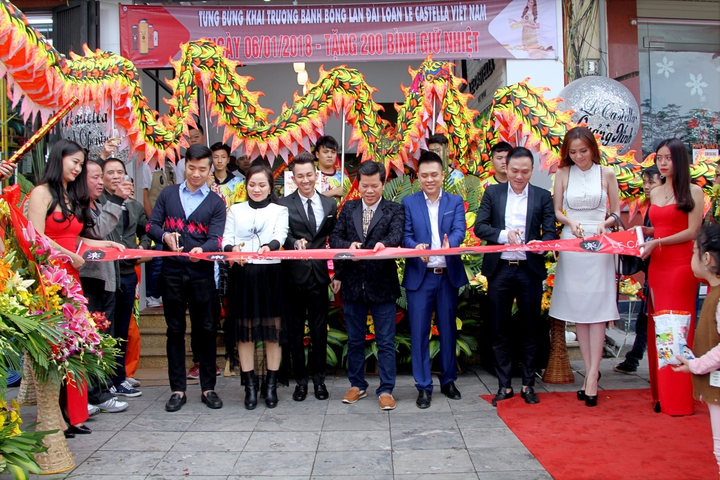 Le Castella Viet Nam khai truong chi nhanh moi tai Ha Long hinh anh