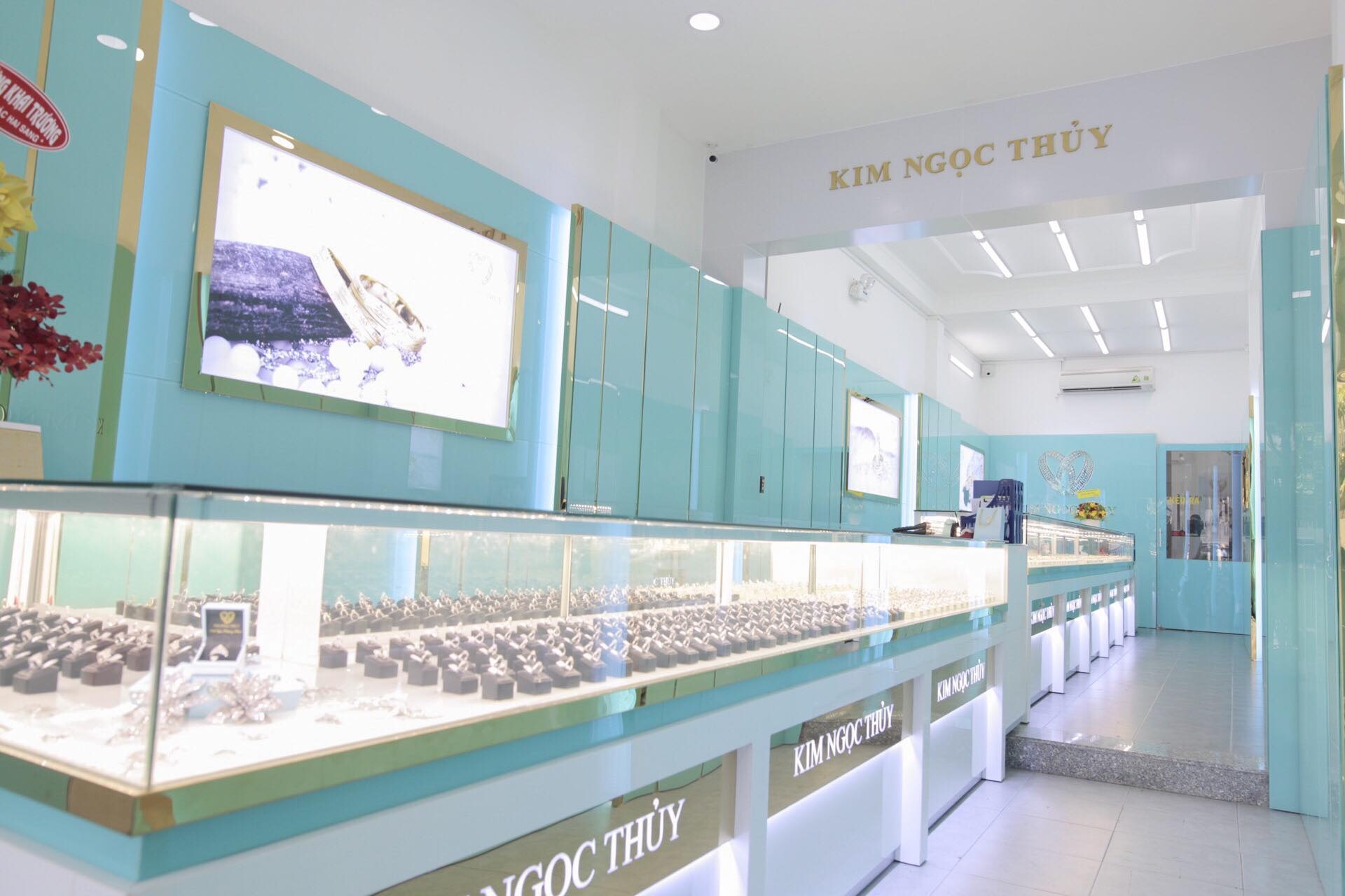 Kim Ngọc Thuỷ ảnh 1 Kim Ngoc Thuy anh 1