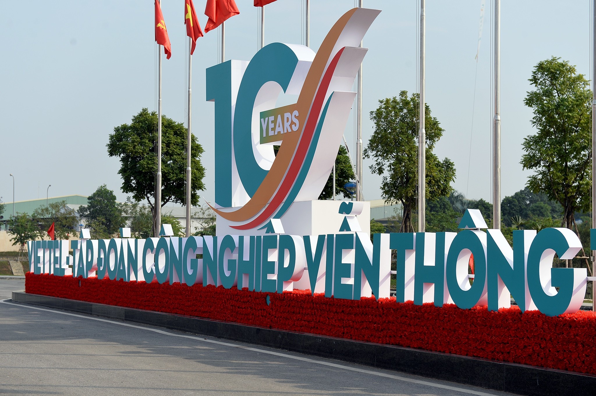 Tap doan Viettel thay doi ten, von dieu le va to chuc hoat dong hinh anh