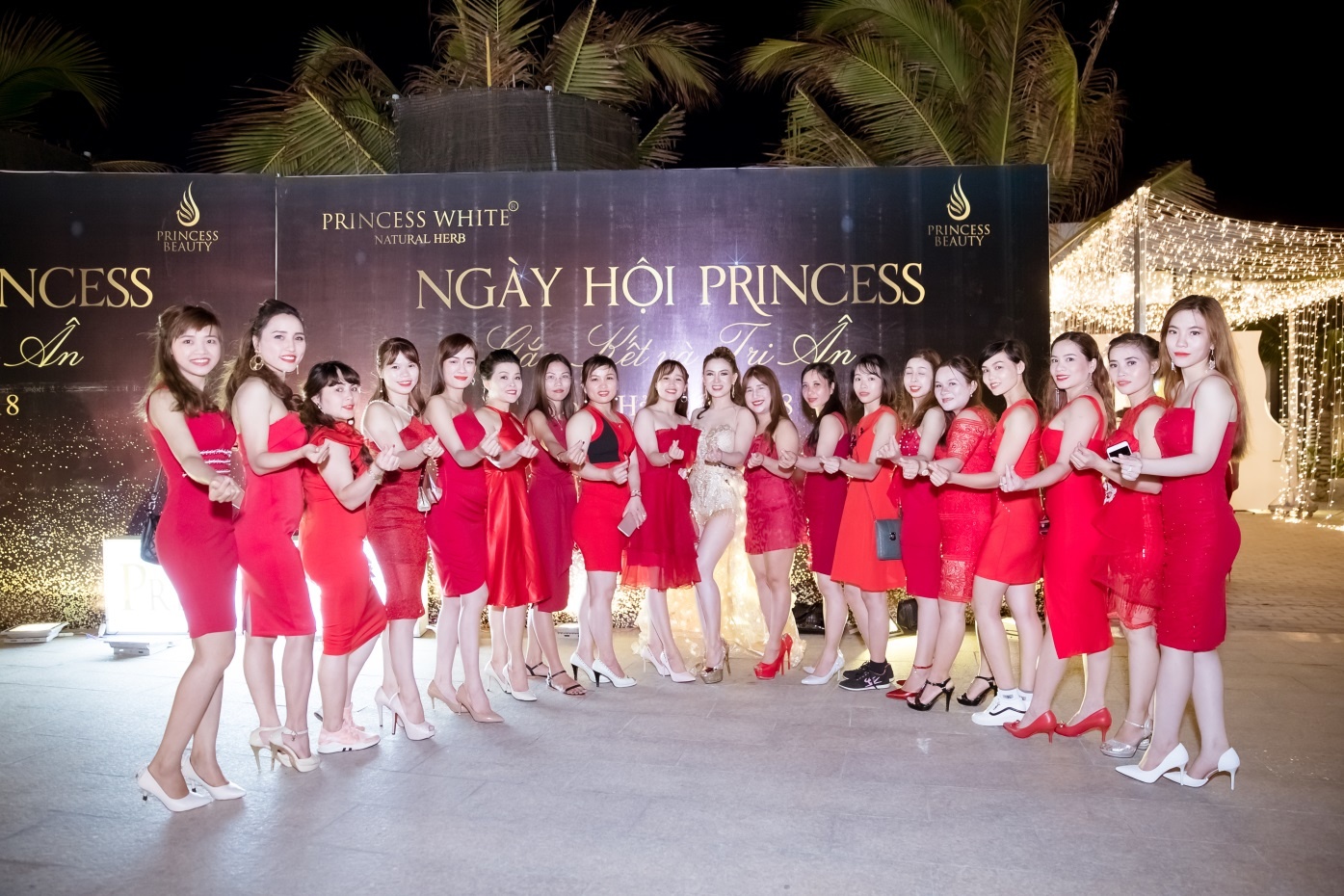 Princess White ảnh 1 Princess White anh 1