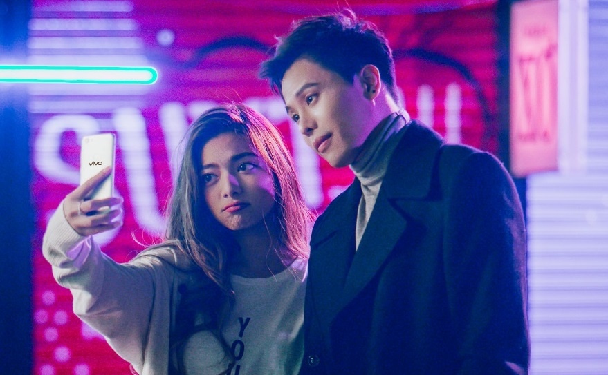 Trinh Thang Binh vao vai chang hacker si tinh trong MV dau nam moi hinh anh