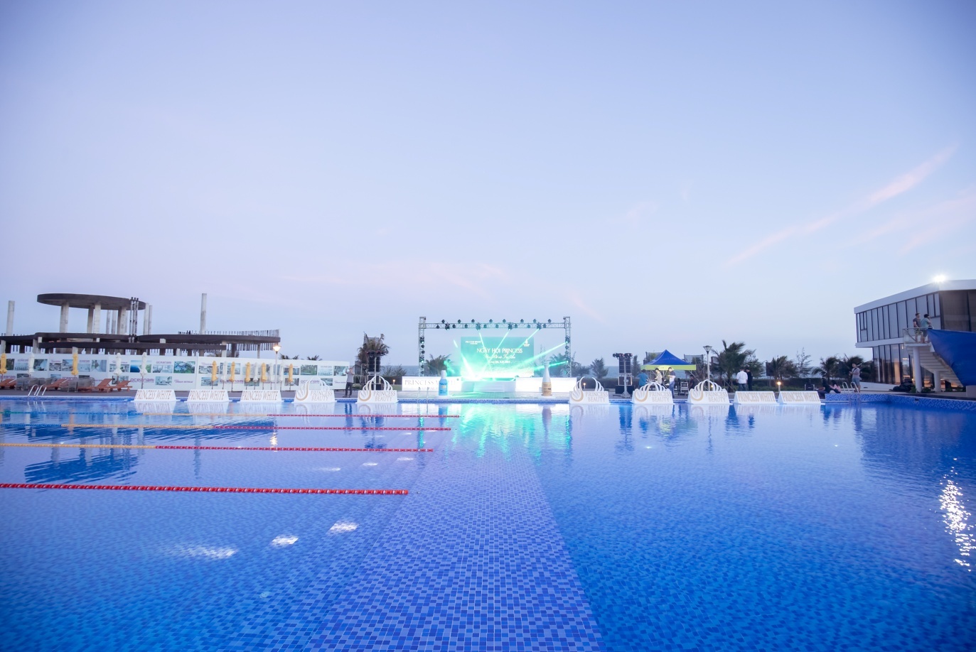 Princess White ảnh 5 Princess White anh 5