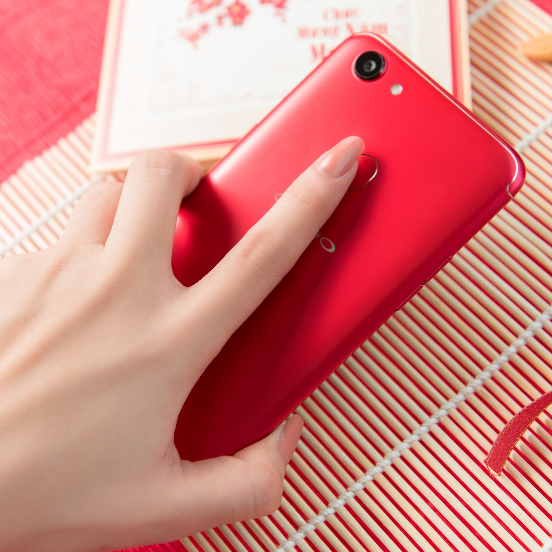 Oppo F5 ảnh 2 Oppo F5 anh 2