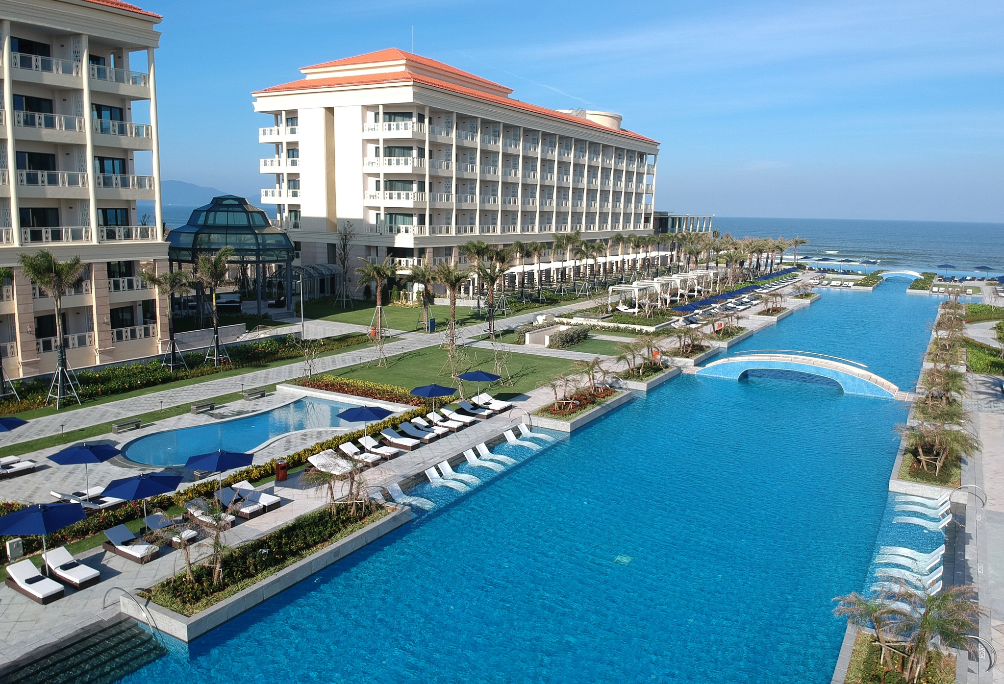 Sheraton Grand Resort anh 2