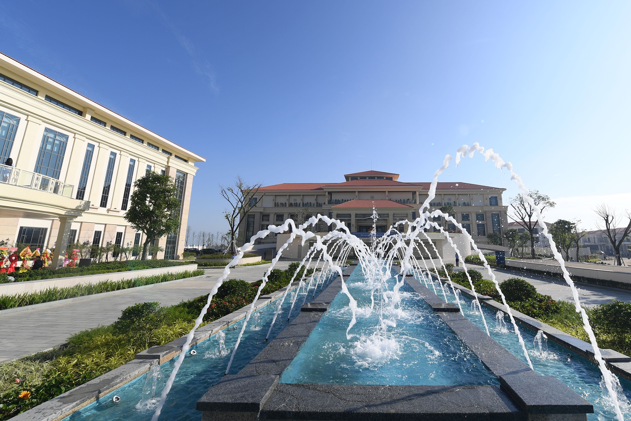 Sheraton Grand Resort anh 3