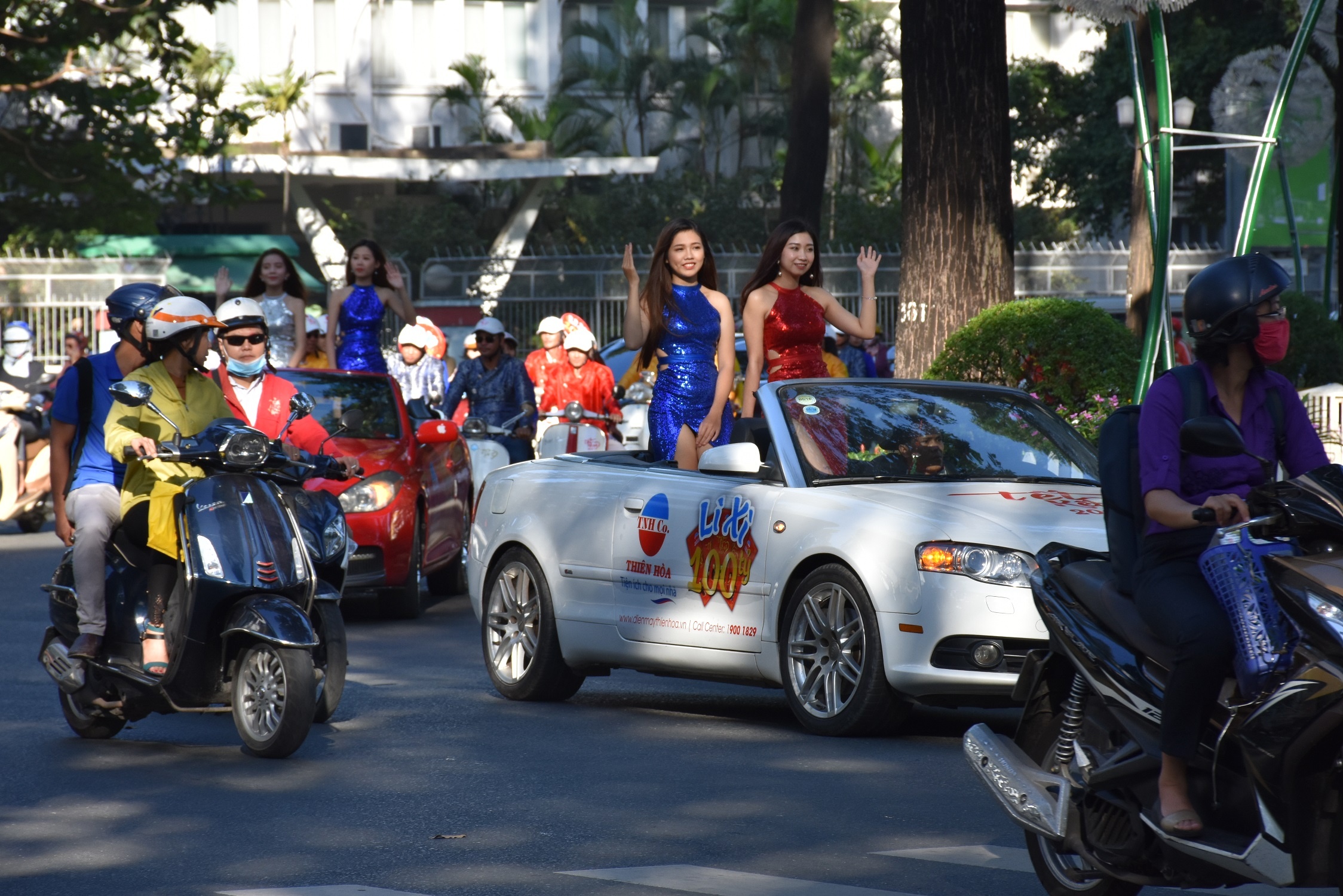 Dien may Thien Hoa anh 2