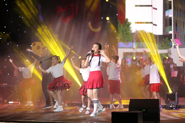 Tap doan Sunshine anh 9