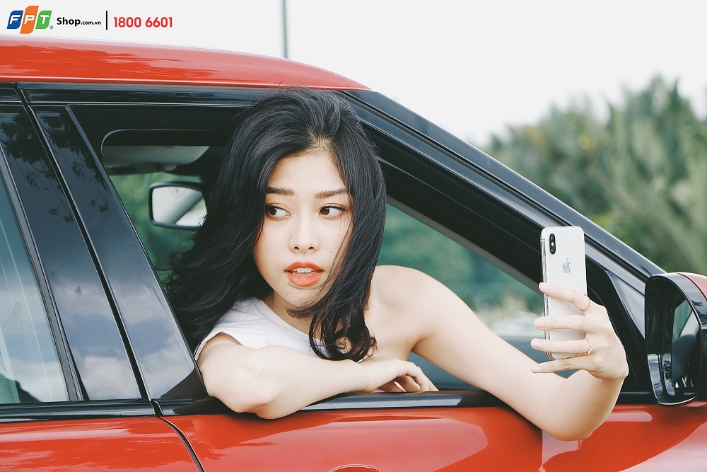 Mua iPhone X tiet kiem 8 trieu dong, tra gop 0% tai FPT Shop hinh anh