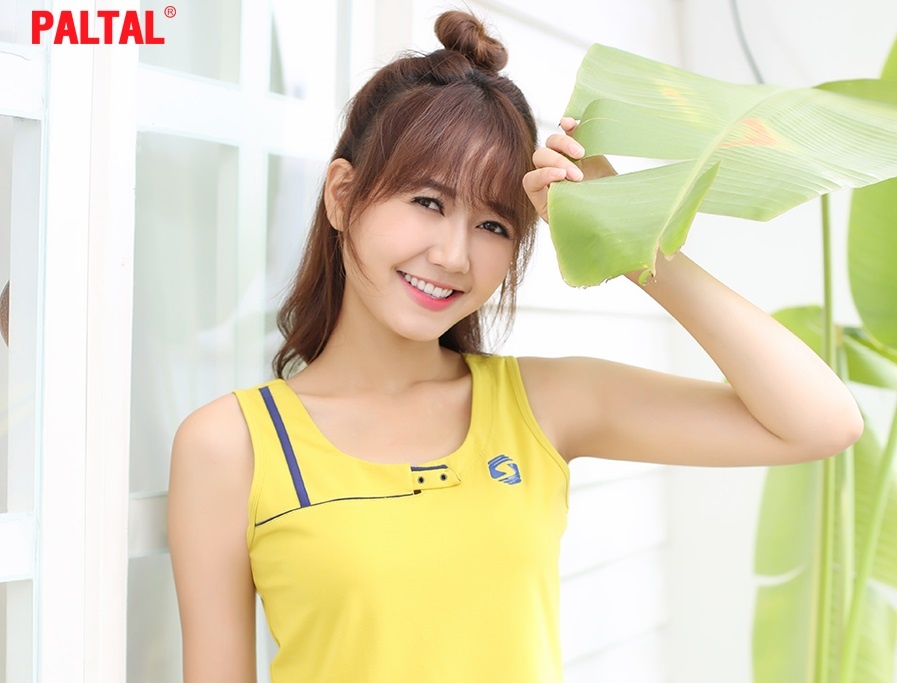 Thuong hieu thoi trang Paltal khuyen mai mua mot tang mot don Tet hinh anh