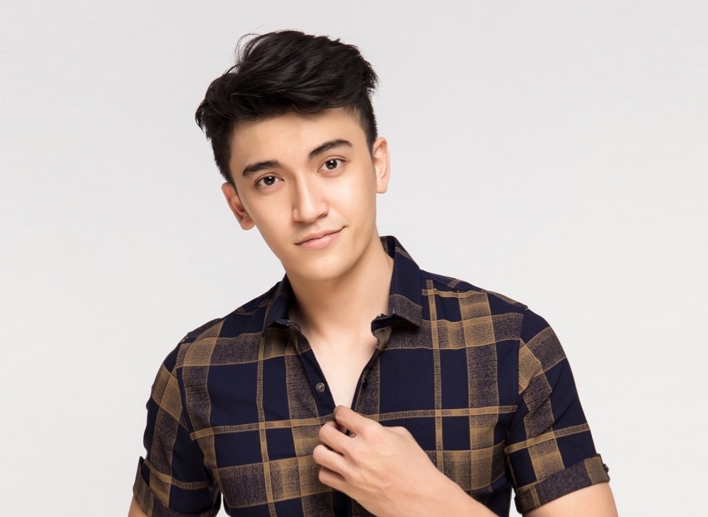 7 mau ao so mi cac chang khong nen bo qua dip Tet hinh anh