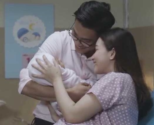 Sao Viet xuc dong khi xem video 'Khoanh khac dieu ky' hinh anh