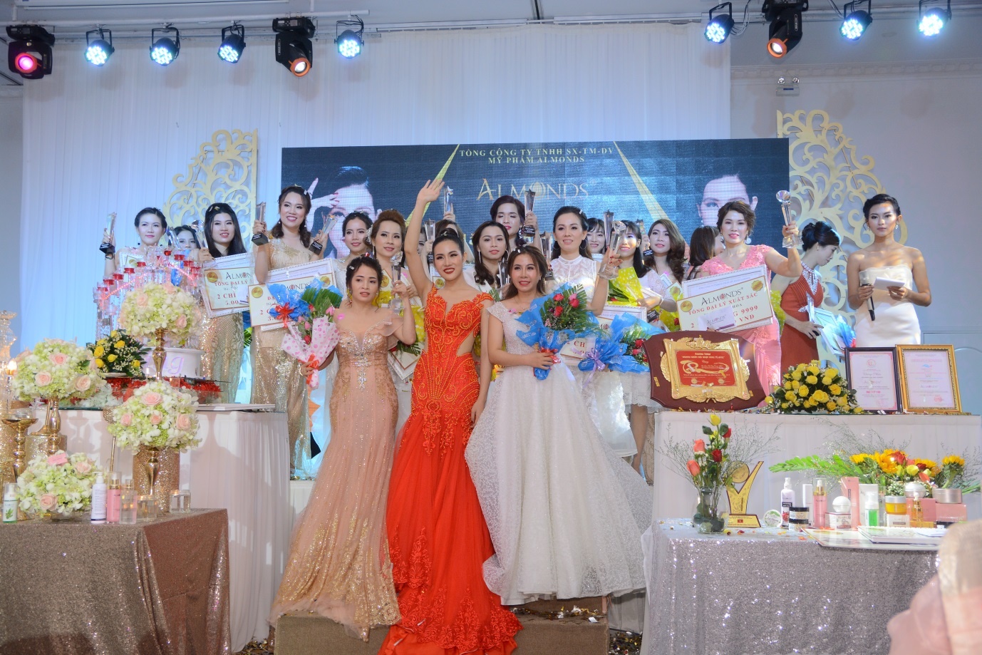 Almonds ảnh 2 Almonds anh 2