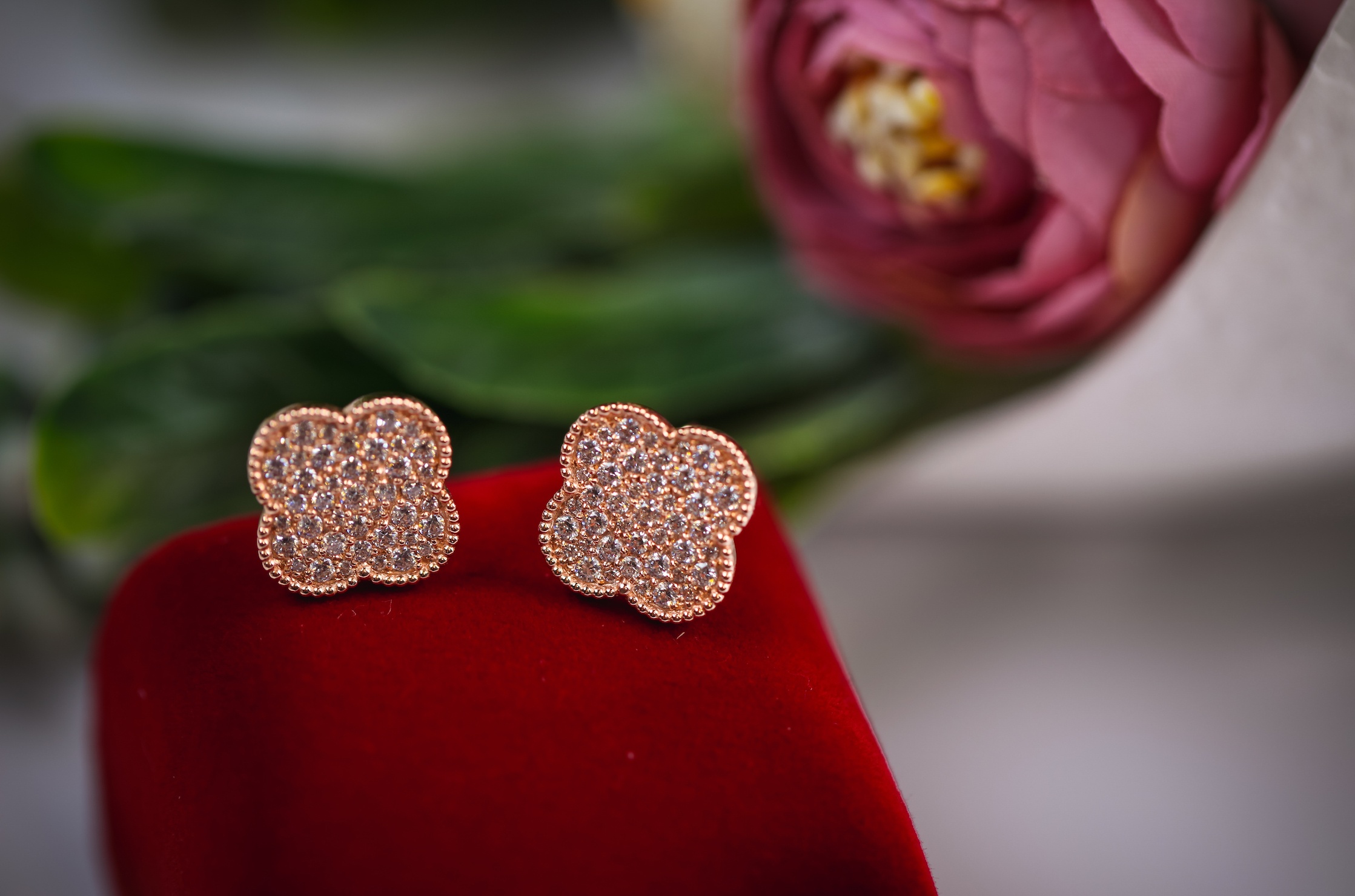 4 hanh dong ‘don tim’ nua kia trong ngay Valentine hinh anh