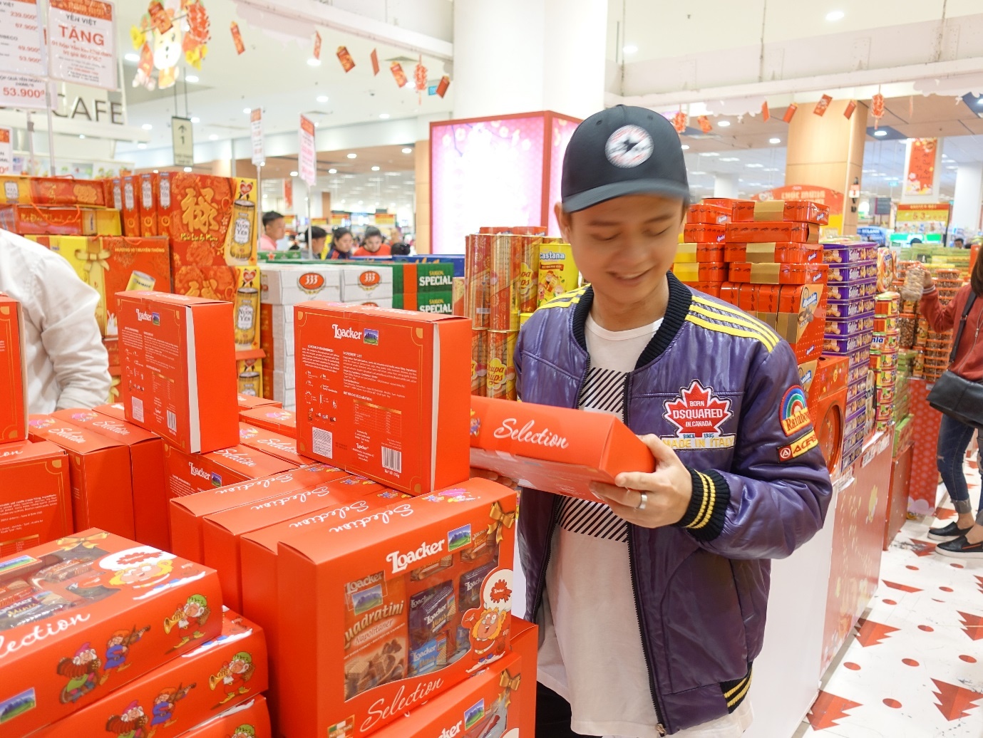 Dia diem mua sam, chup hinh cho ban tre dip Tet Am lich hinh anh