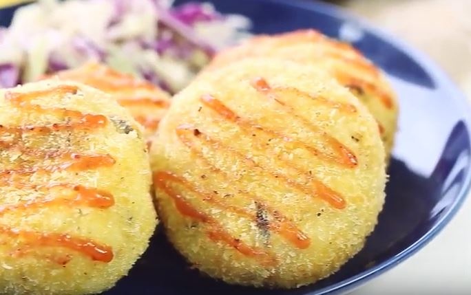 Banh khoai tay Korokke nhan pho mai an la me hinh anh